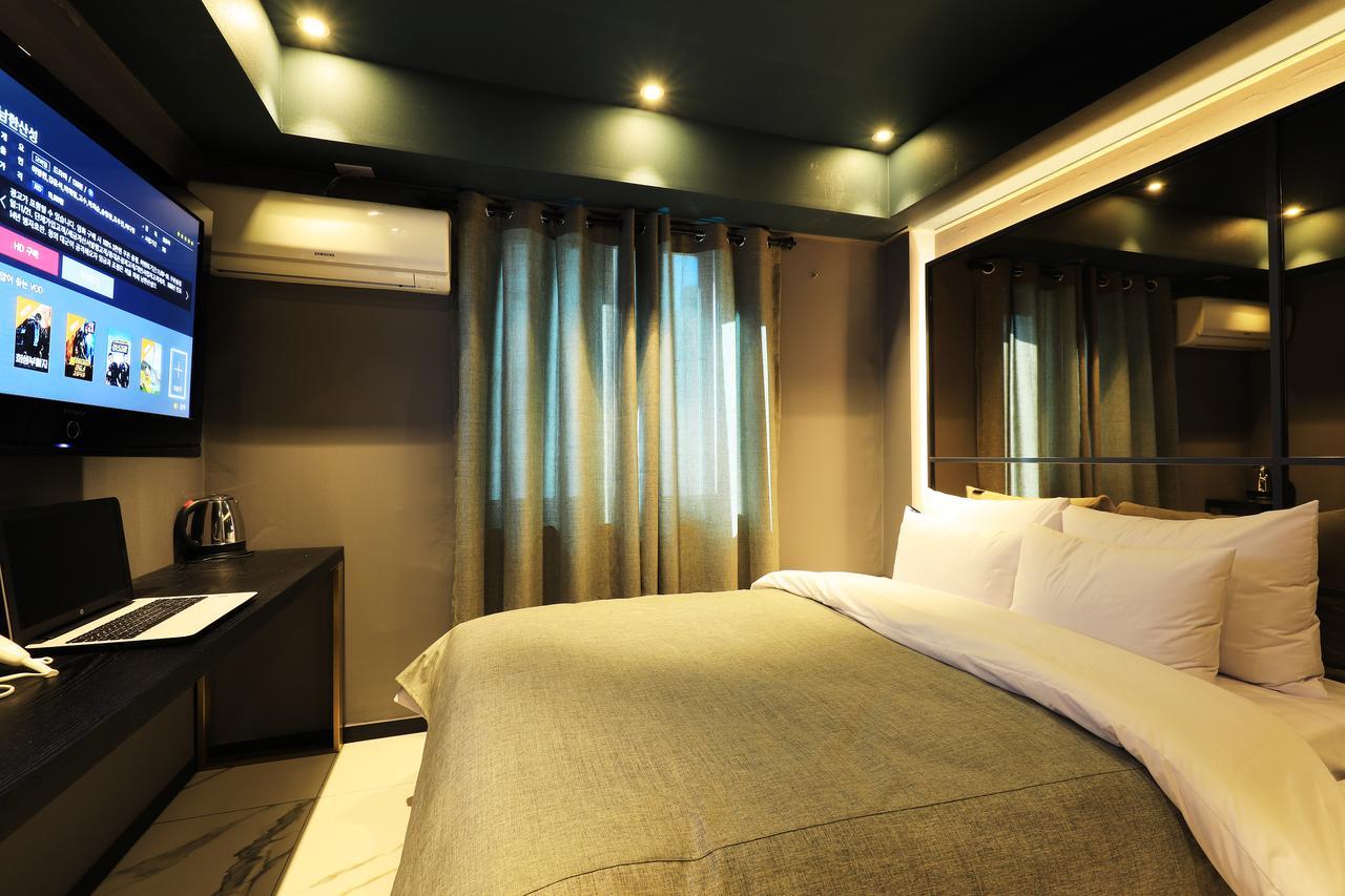 Rainbow Hotel Yongsan Seul Esterno foto